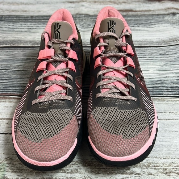 Nike Kyrie Flytrap 5 Moon Fossil Pink Gaze Camo 2022 CZ4100-005 Men Size 10 - Picture 2 of 8